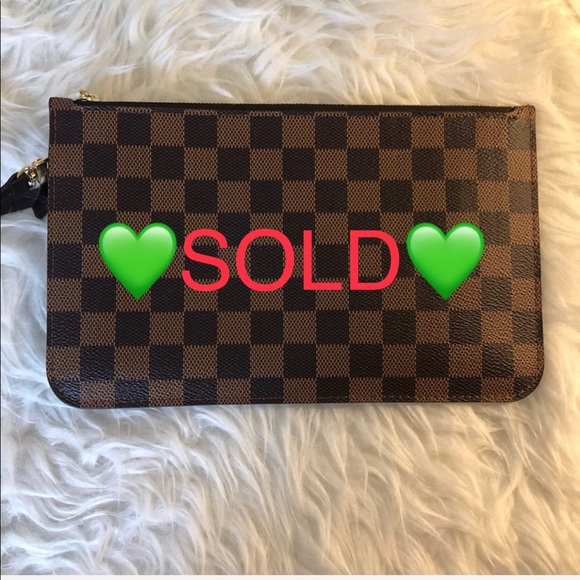 Louis Vuitton Handbags - SOLD💚AUTHENTIC NEVERFULL GM DAMIER EBENE POUCH